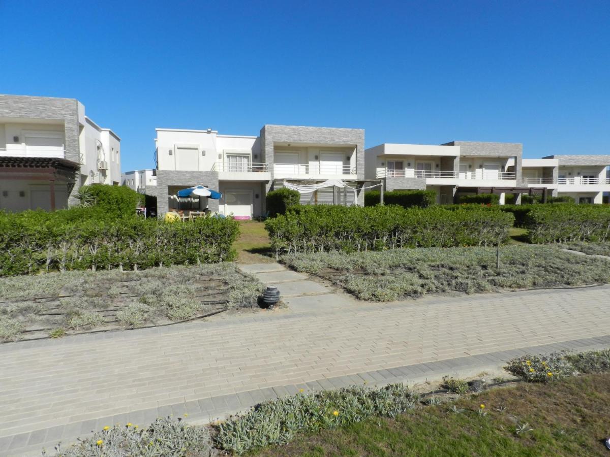 Amwaj North Coast Villa エル・アラメイン エクステリア 写真