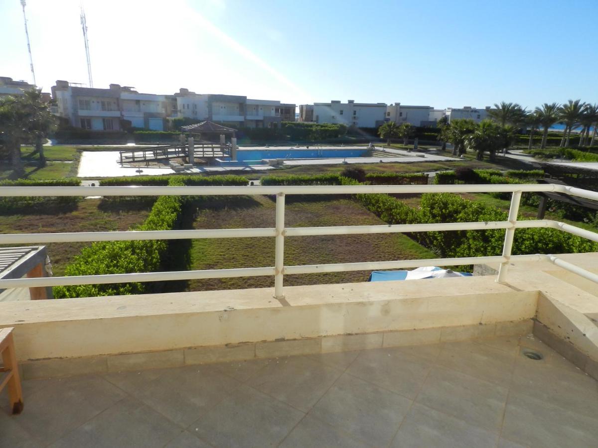 Amwaj North Coast Villa エル・アラメイン エクステリア 写真