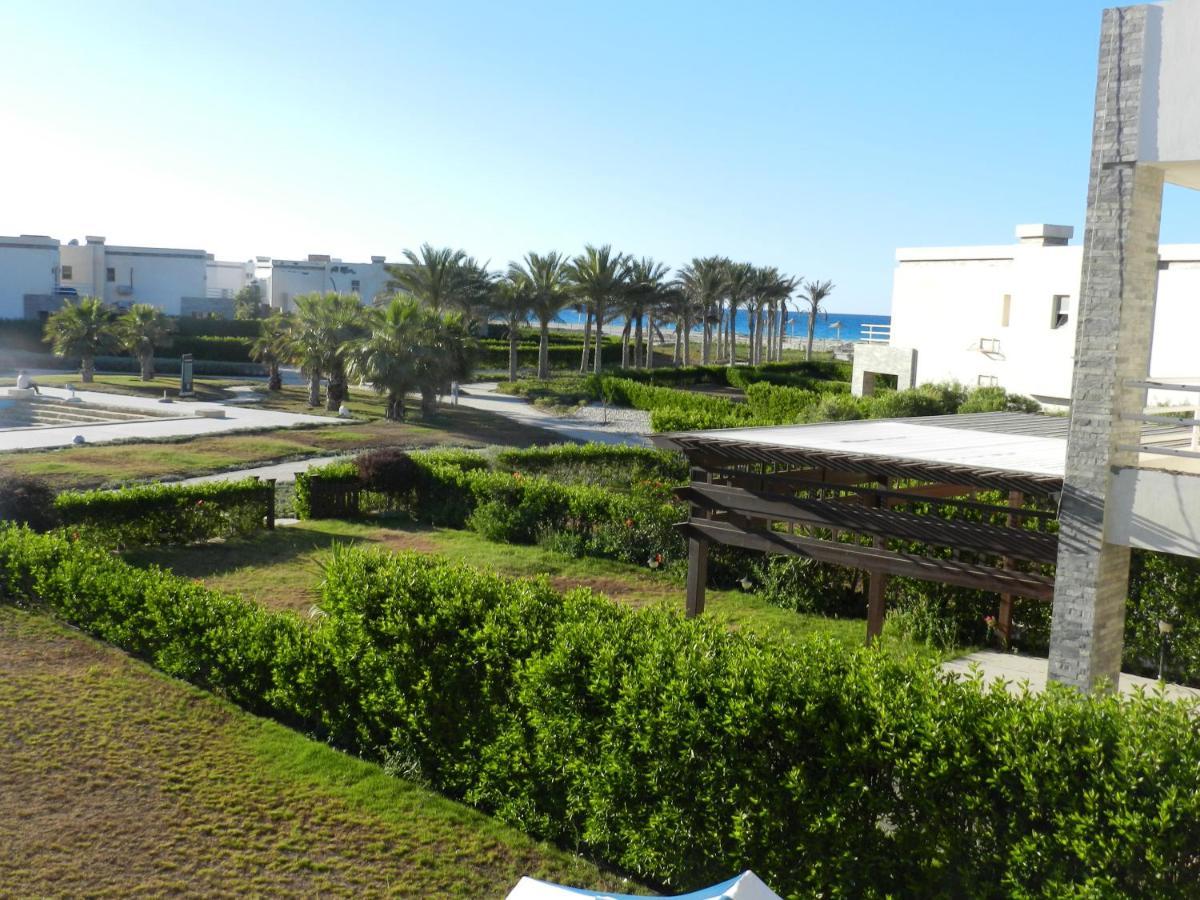 Amwaj North Coast Villa エル・アラメイン エクステリア 写真